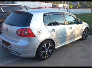 Volkswagen Golf foto 2