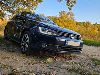 Volkswagen Jetta foto 4