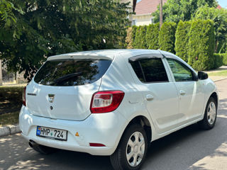 Dacia Sandero foto 4