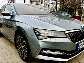 Skoda Superb foto 3