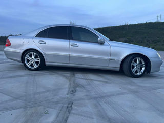 Mercedes E-Class foto 4