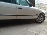 BMW 5 Series foto 2