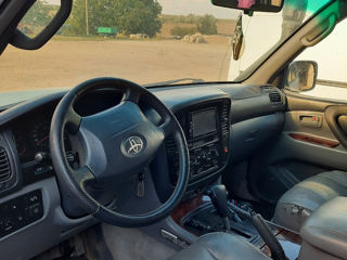 Toyota Land Cruiser foto 7