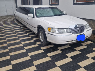 Lincoln Town Car