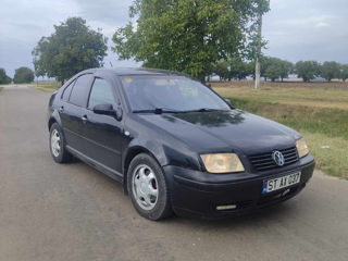 Volkswagen Jetta foto 2