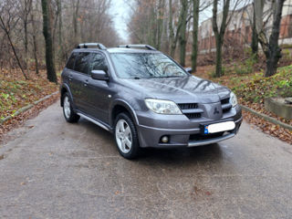 Mitsubishi Outlander foto 9