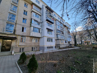 Apartament cu 1 cameră, 41 m², Botanica, Chișinău foto 1