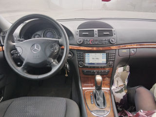 Mercedes E Class foto 2