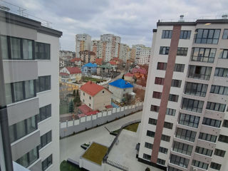 Apartament cu 2 camere, 78 m², Buiucani, Chișinău foto 8