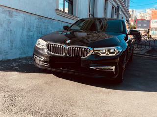 BMW 5 Series foto 1