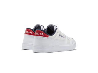 Reebok Court (EU-42)