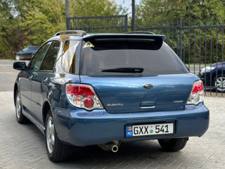 Subaru Impreza foto 6