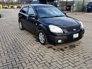 KIA Rio foto 5