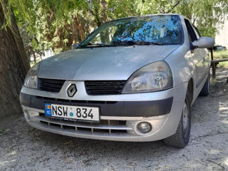 Renault Clio Symbol foto 3