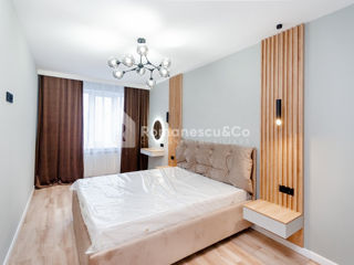 Apartament cu 3 camere, 85 m², Buiucani, Chișinău foto 2