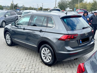 Volkswagen Tiguan foto 3