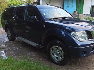 Nissan Navara foto 2