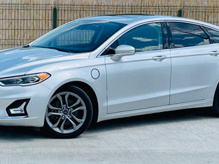 Ford Fusion foto 2