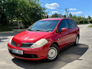 Nissan Tiida foto 3