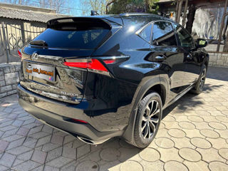 Lexus NX Series foto 4