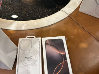 iPhone 16 Pro 256GB Desert Titanium foto 4