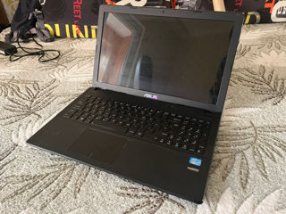 Se vinde  Laptop  Asus F551C  La piese ! foto 1