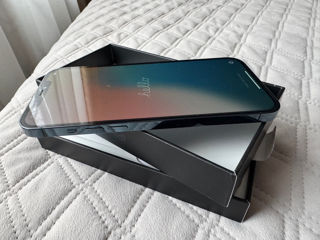 iPhone 12 Pro Max в состоянии нового телефона