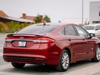 Ford Fusion фото 5