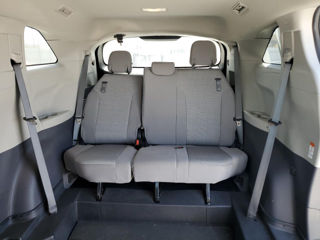 Toyota Sienna foto 10