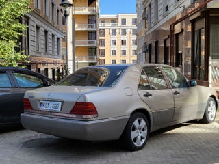 Mercedes S-Class foto 1