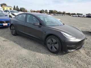 Tesla Model 3 foto 3