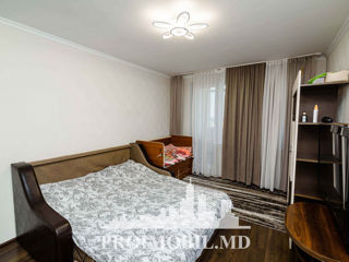 Apartament cu 3 camere, 69 m², Buiucani, Chișinău foto 3