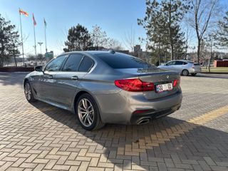 BMW 5 Series foto 3