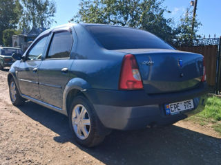 Dacia Logan foto 4