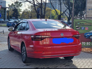 Volkswagen Jetta foto 5