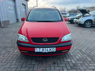 Opel Zafira foto 7