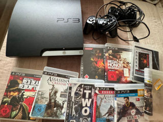 Playstation 3 slim  , în stare bună + 11 jocuri CADOU !!!