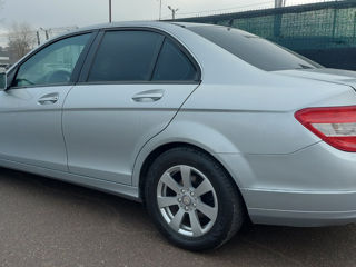 Mercedes C-Class foto 7