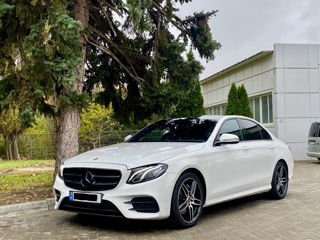 Mercedes E-Class foto 2