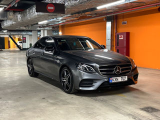 Mercedes E-Class foto 2