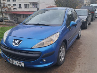 Peugeot 207 foto 3