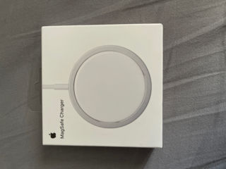 Apple magsafe charger USB-C