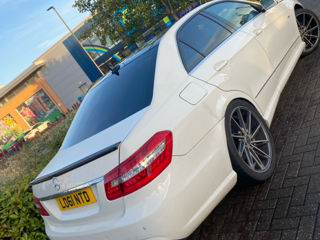 Mercedes e class AMG PACK foto 5