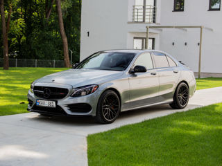 Mercedes C-Class foto 2