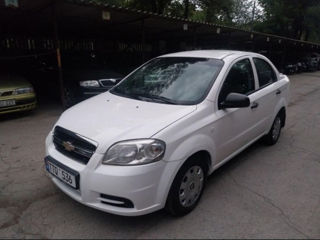 Chevrolet Aveo foto 2