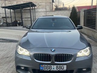 BMW 5 Series foto 3