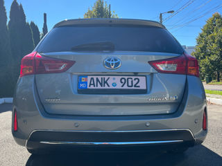 Toyota Auris foto 2