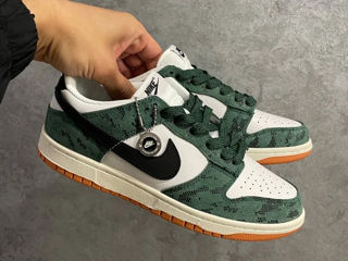 Nike SB  Dunk Low Green Snakeskin foto 2