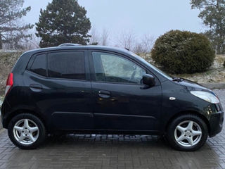 Hyundai i10 foto 2