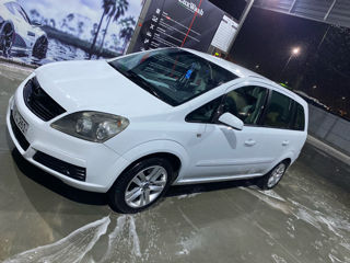 Opel Zafira foto 6